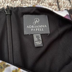 Adrianna papel dress